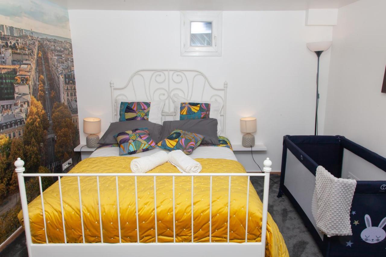 Petit Bijou Dans Le Centre De Paris Apartment Exterior photo